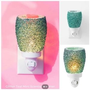 Scentsy Glitter Teal Mini Warmer